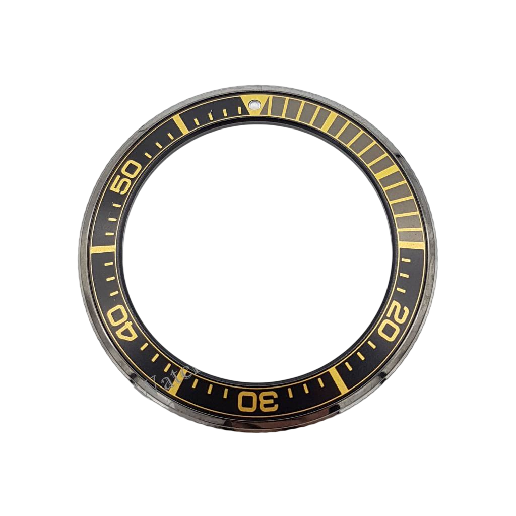 SEIKO SAMURAI PROSPEX SRPB55K1 BLACK & GOLD BEZEL 4R35 - 01V0 SCUBA DIVER SRPB55 - Watch Plaza