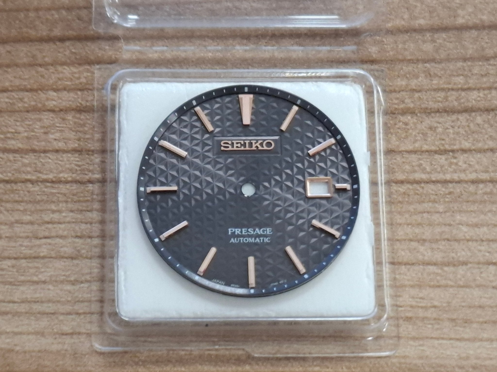 Seiko 6R3500M0XN1Z Dial SPB231J1 - 6R35 - 00V0 Presage Sharp Edged Series Gray - WatchPlaza