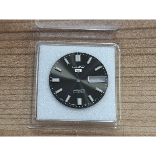 Seiko 7S260360XB23 Dial 7S26 - 02X0 / 02F0 / 0480 / 0520 / 0590 / 3040 & 8210 5 Automatic Dark charcoal - WatchPlaza