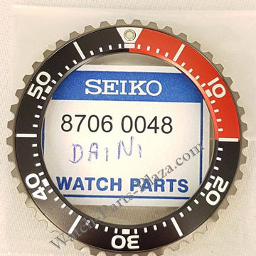 Seiko SKA577P1 Kinetic Diver rotating bezel 5M82 - 0AF0 SKA577 black & red original - Watch Plaza